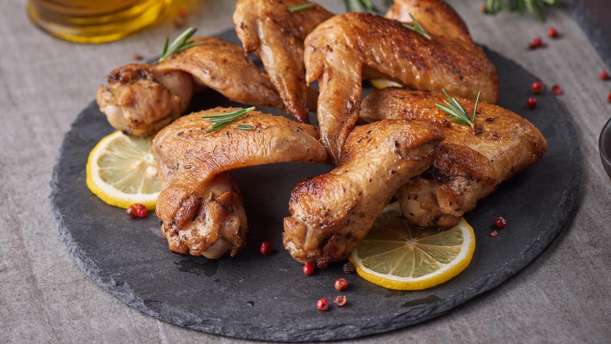 Ayam Goreng Pangestu: Rasa yang Menggoda di Setiap Gigitan di Cilacap